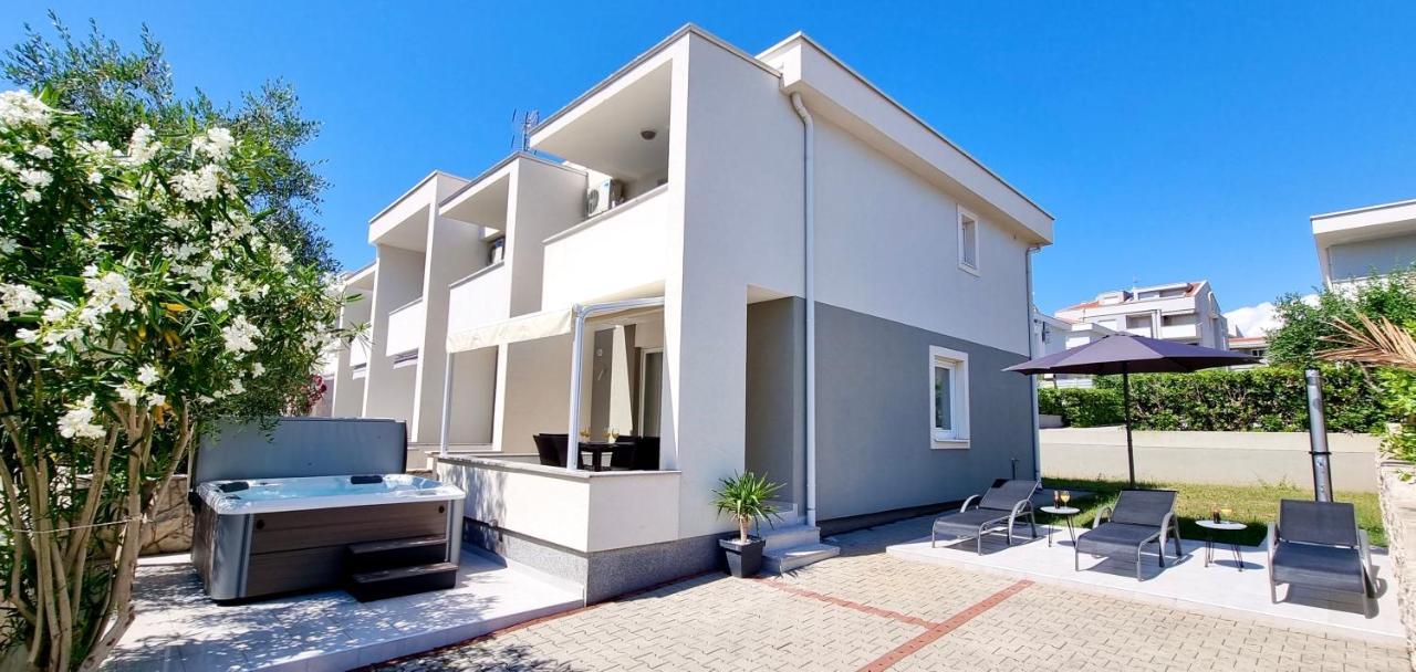 Fantasy Classic Maisonette II Novalja Exteriér fotografie